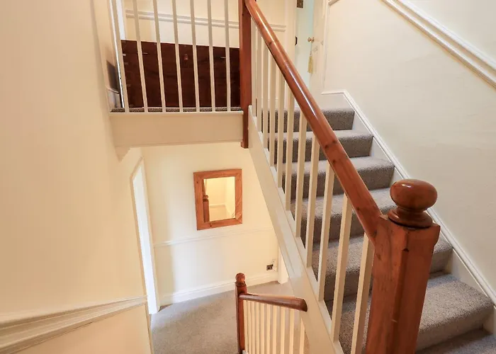 Holmdale * 安布尔塞德